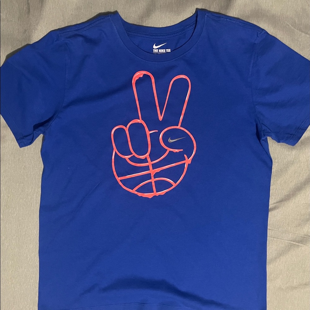 Nike T Shirt